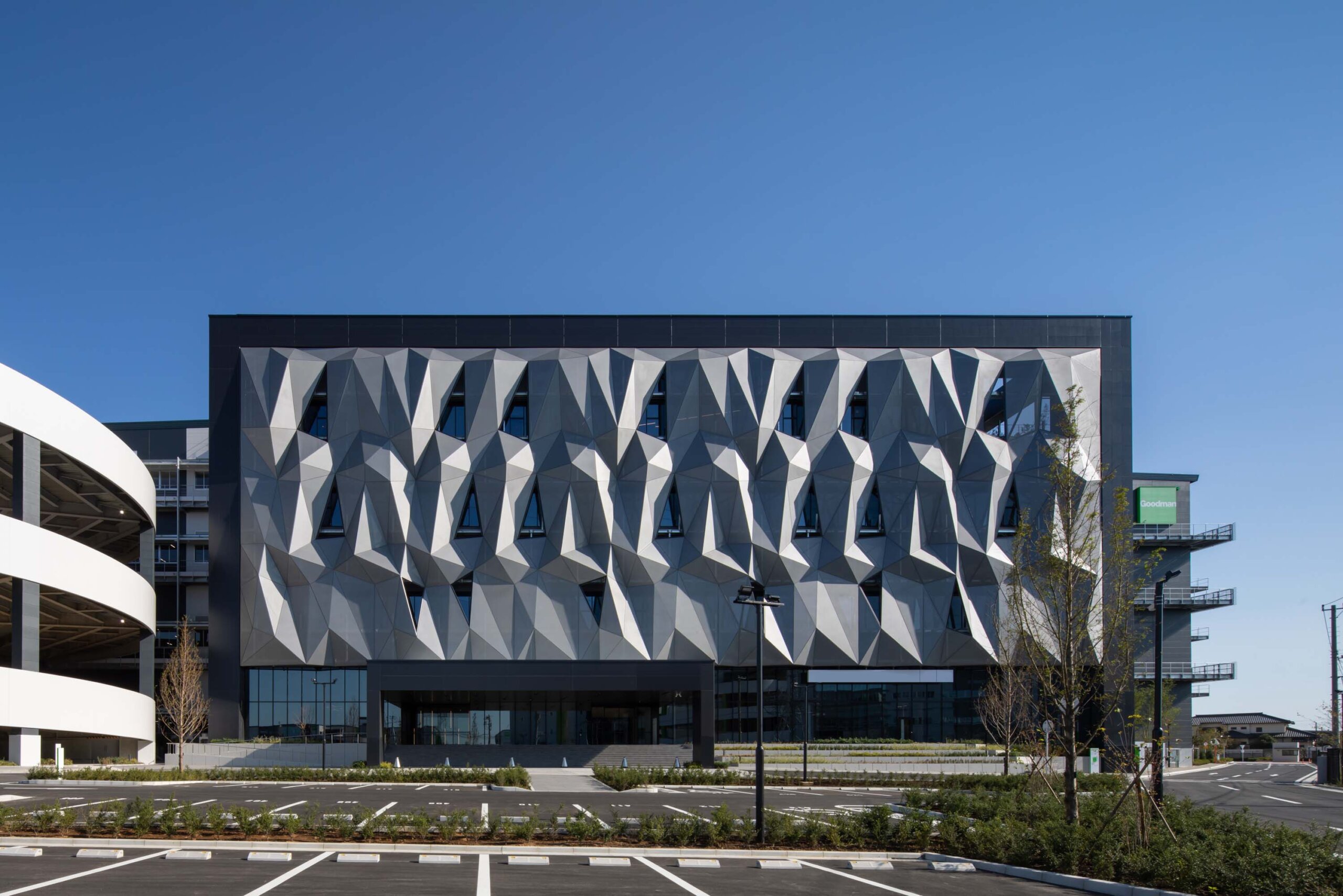 ファブリックファサードとは？