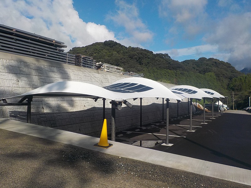 膜構造によるソーラーカーポート開発