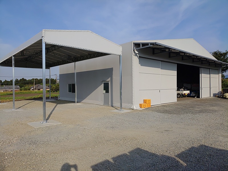 【鹿児島県 実績】さつまいも農家の作業場を「テント上屋」で増設｜既存施設との隣接配置で作業効率を最大化